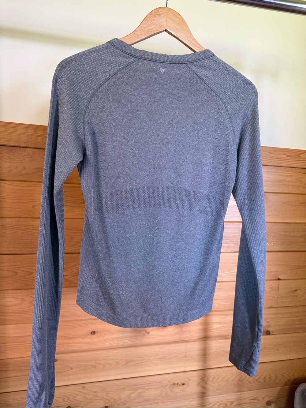 Old Navy Active Long Sleeve